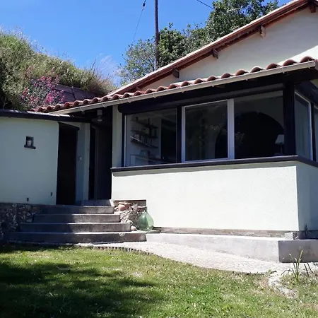 Prázdninový dům Maison Mitoyenne 68m², 2 Pieces + Veranda, Jardin 100m² Avec Pergola, Vue Nice