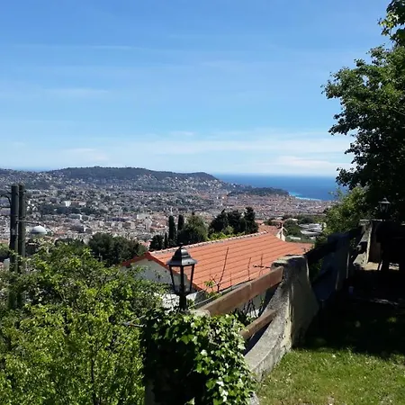 Maison Mitoyenne 68m², 2 Pieces + Veranda, Jardin 100m² Avec Pergola, Vue Prázdninový dům *